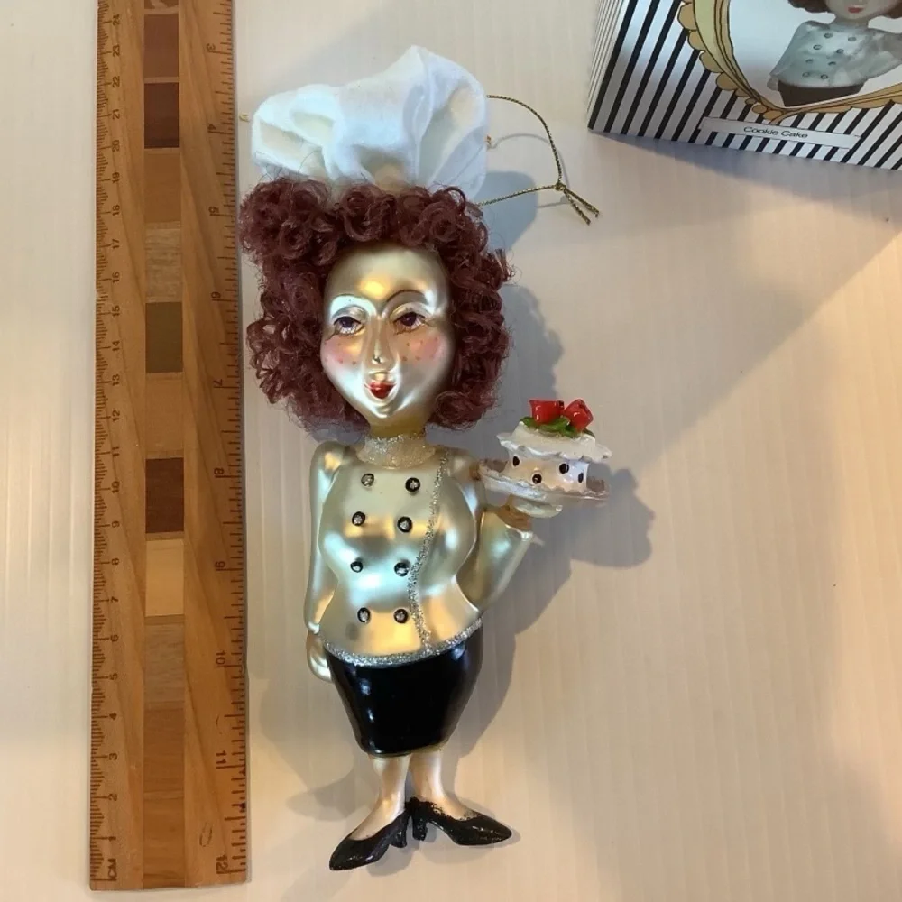 Kurt Adler “Lorilie’s Ladies” Collectible Figurine – Cookie Cake Chef w/ Box